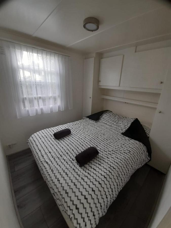 Bospareltjes Luxe Chalets Alleen Voor Recreatie Ойстервик Екстериор снимка